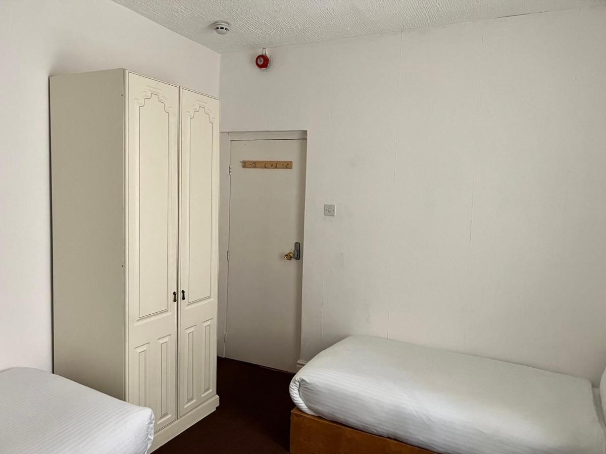 Cheers Hotel Blackpool Esterno foto