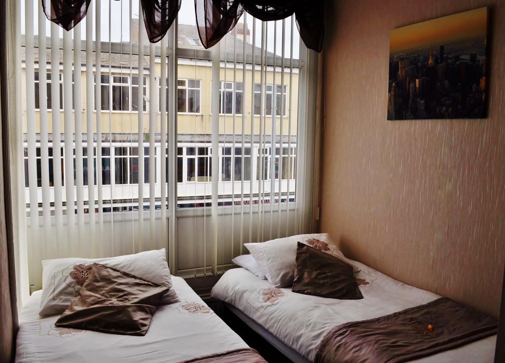 Cheers Hotel Blackpool Camera foto