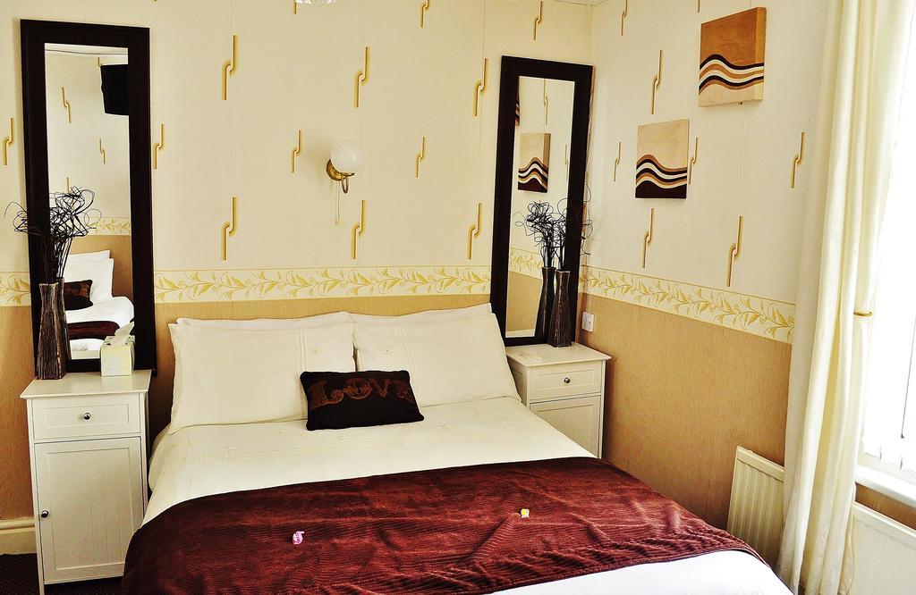 Cheers Hotel Blackpool Camera foto